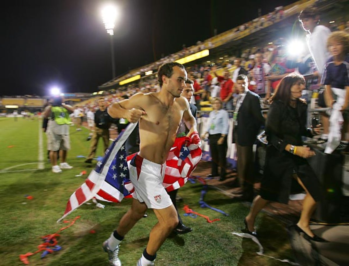 130710134729-landon-donovan-014084774-single-image-cut.jpg