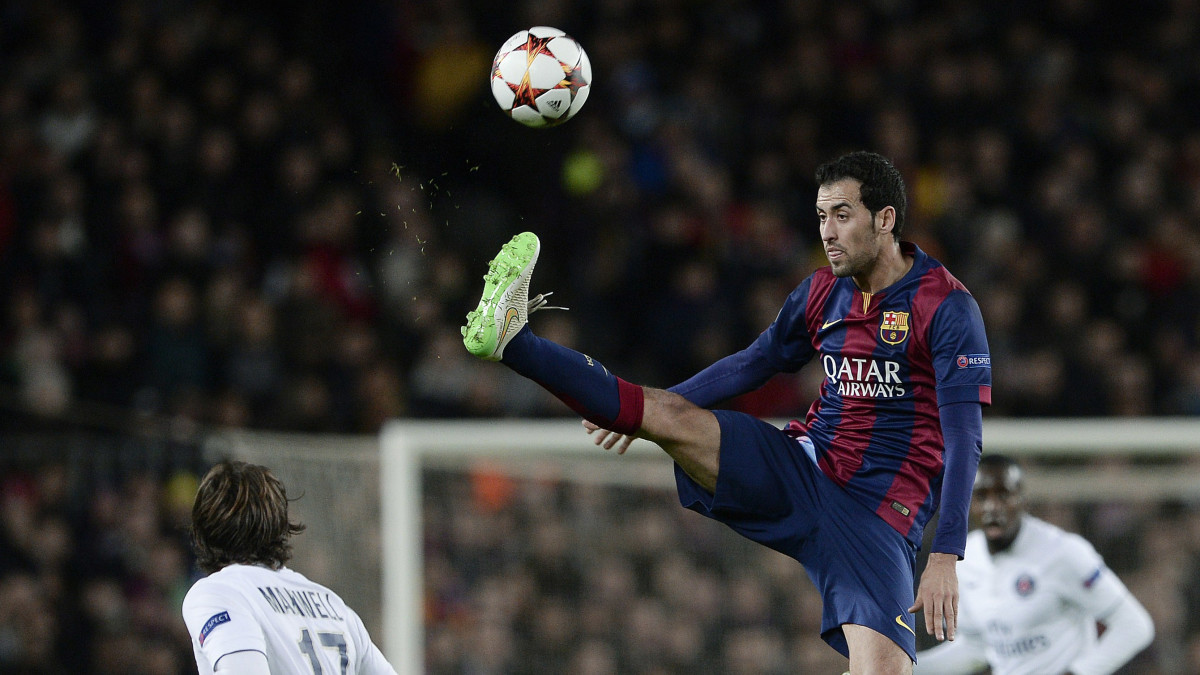 Barcelona signs Sergio Busquets to contract extension Sports Illustrated