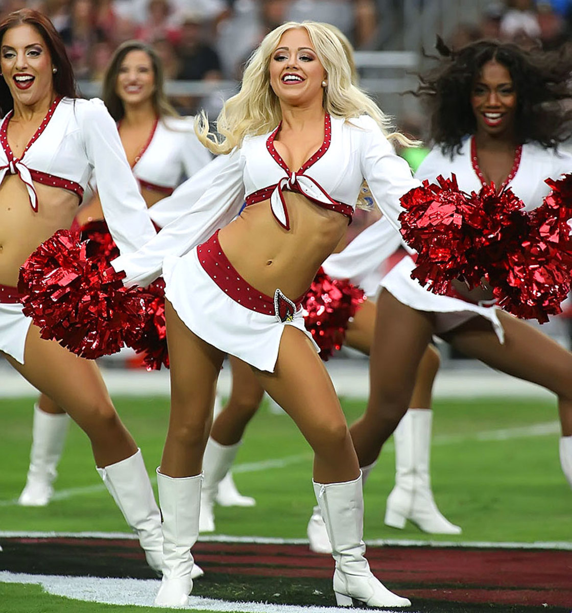 Arizona-Cardinals-cheerleaders-XYP_3425.jpg