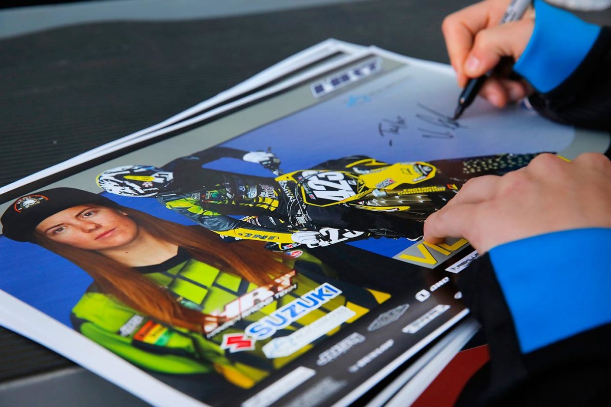 Vicki Golden_C5A9525.jpg