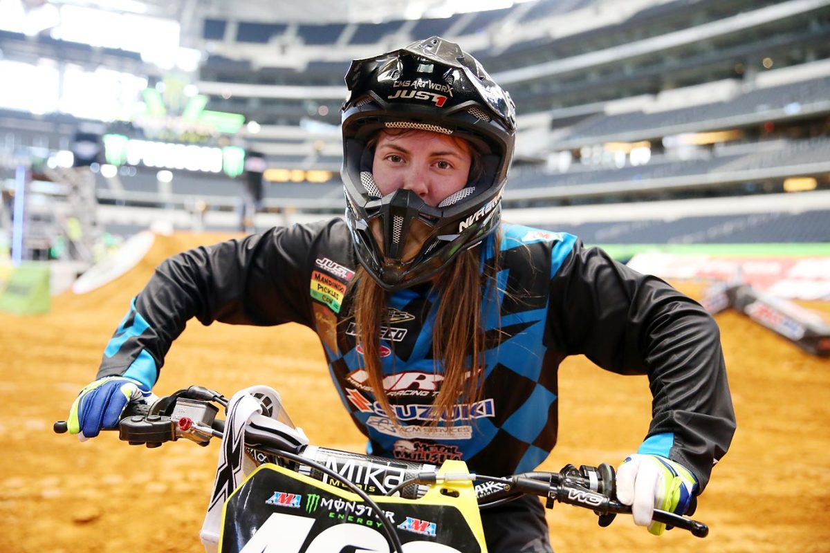 Vicki GoldenA56I4561.jpg