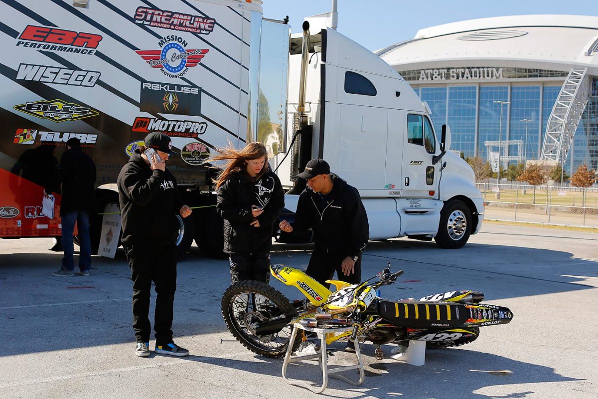 Vicki Golden_C5A8647.jpg