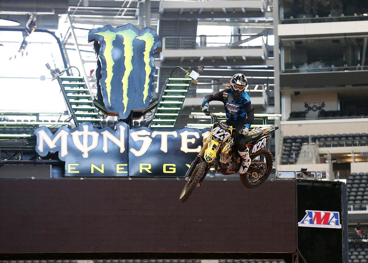 Vicki GoldenA21P6619.jpg