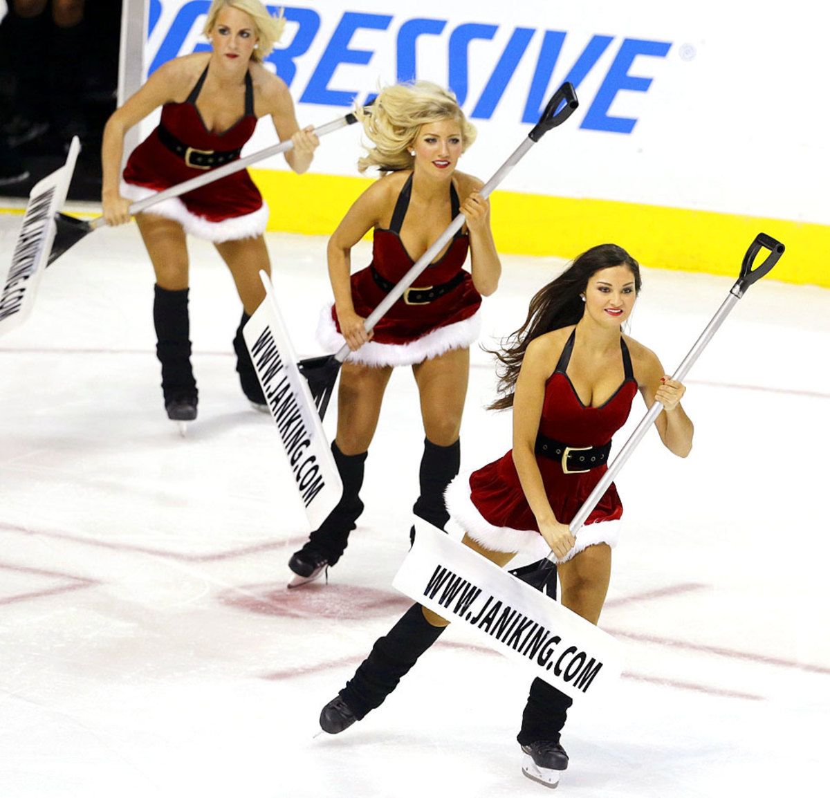 Dallas-Stars-Ice-Girls-c016dacb7eb3442e9027abff3de3d2e0-0.jpg