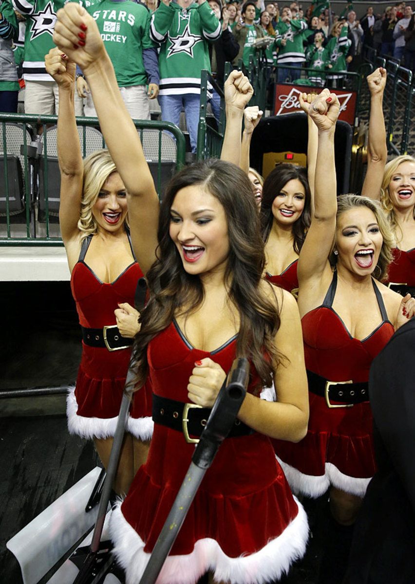 Dallas-Stars-Ice-Girls-9f4a517a2fa0441fb757d2a5c245bcb2-0.jpg