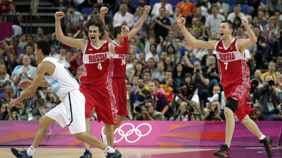Игр баскетбол мужчины россии. Лондон 2012 сборная России по баскетболу. Олимпийский дебют баскетбола. Баскетбол Олимпийские игры.