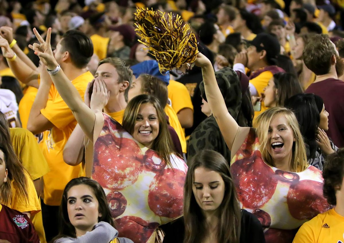 ASU_Superfans-LS-003.jpg