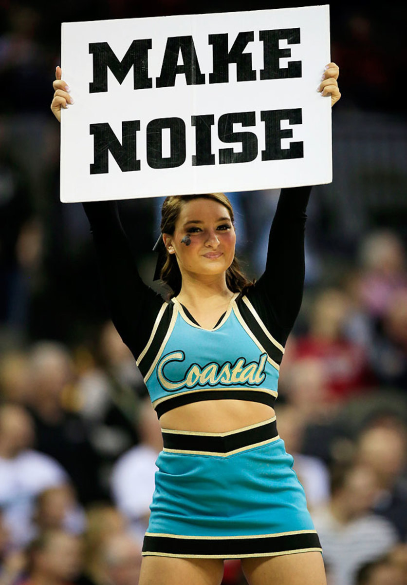 Coastal-Carolina-cheerleaders-467087424_10.jpg
