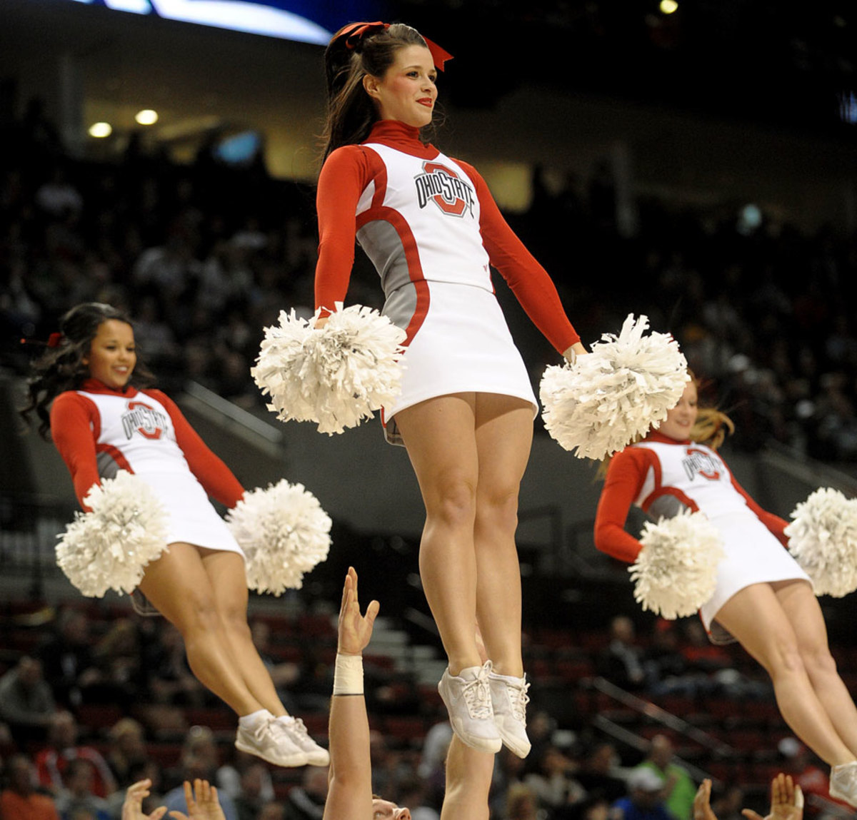 Ohio-State-cheerleaders-DDV1503211120_Ohio_St_v_Arizona.jpg