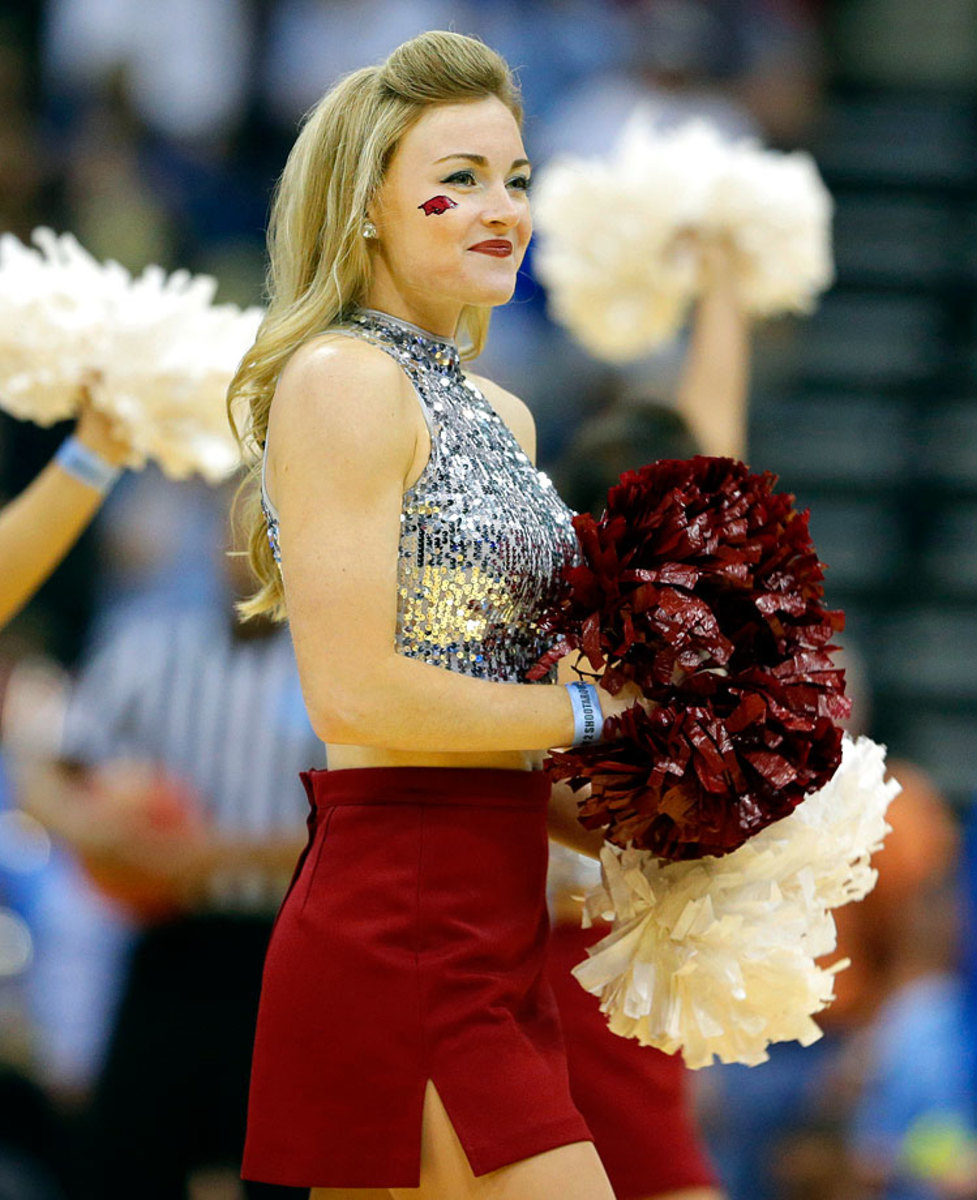 Arkansas-cheerleaders-AP621692191982_7.jpg