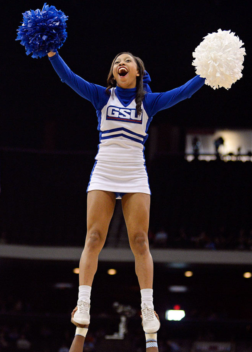 Georgia-State-cheerleaders-AP245879825860_22.jpg