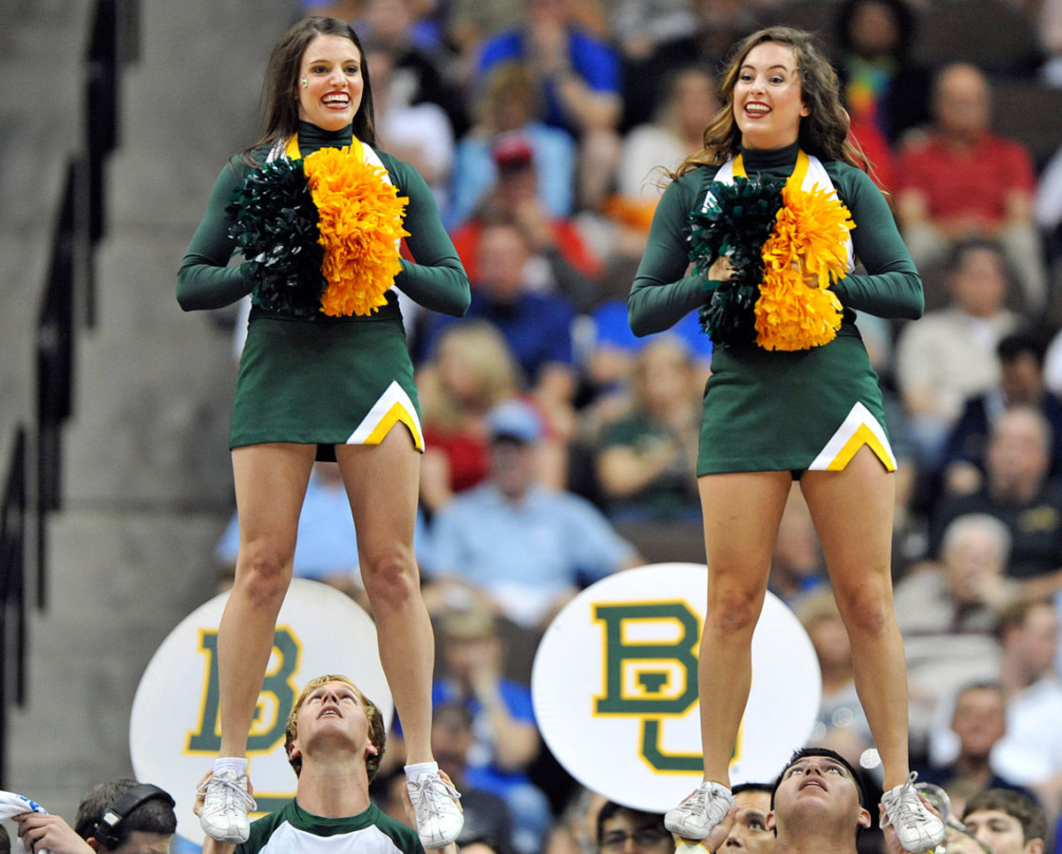 Baylor-cheerleaders-AP980852041233_21.jpg