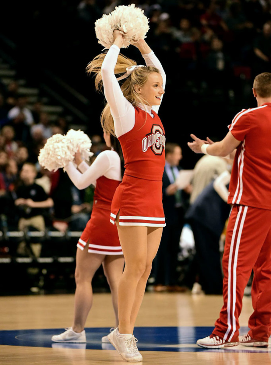 Ohio-State-cheerleaders-X159392_TK1_0495.jpg