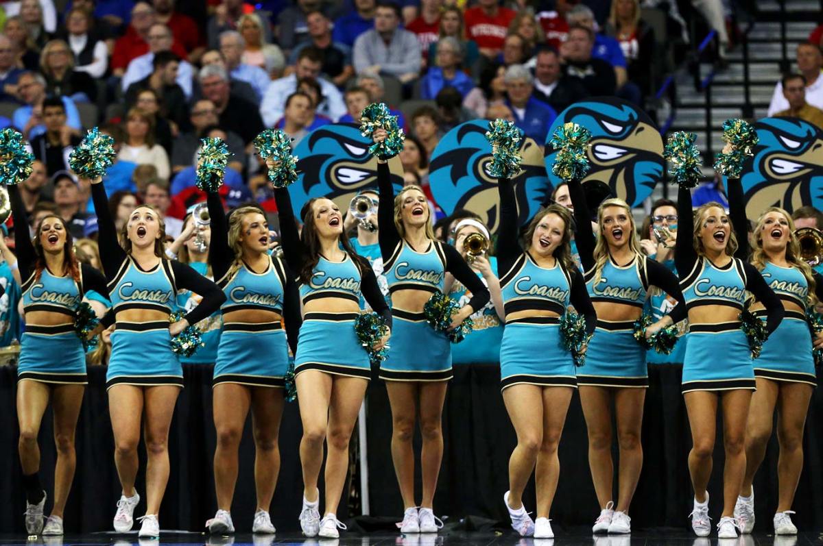 Coastal-Carolina-cheerleaders-467087962_10.jpg