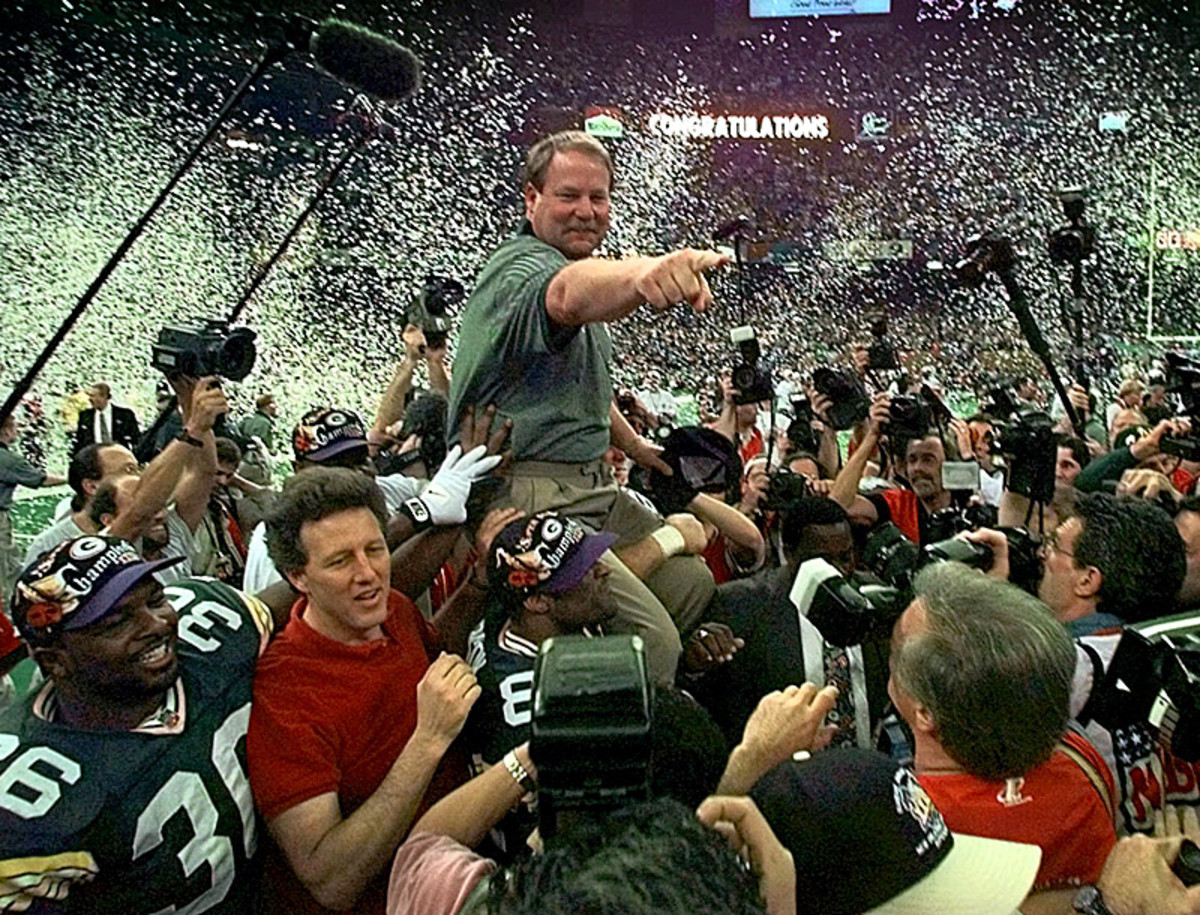 Holmgren reached the top of the football world when he led the Packers to their first world title in 29 years. (Doug Mills/AP)