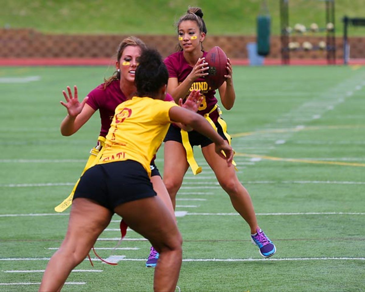 Washington-Redskins-cheerleaders-BEA_5063A.jpg