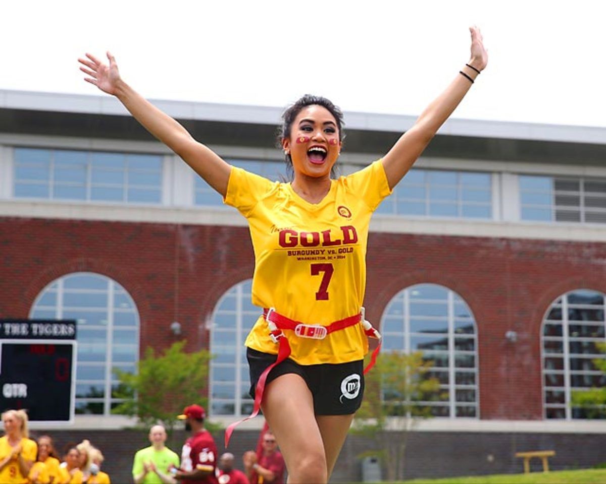 Washington-Redskins-cheerleaders-BEA_4256A.jpg