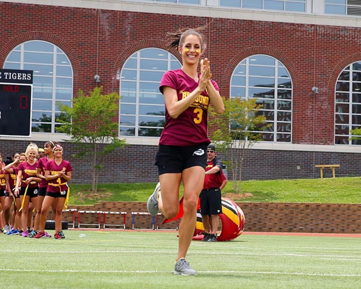 Washington-Redskins-cheerleaders-BEA_3672B.jpg