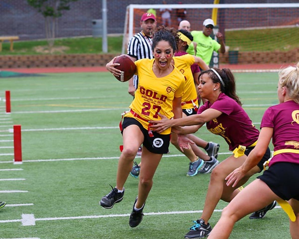 Washington-Redskins-cheerleaders-BEA_5213A.jpg