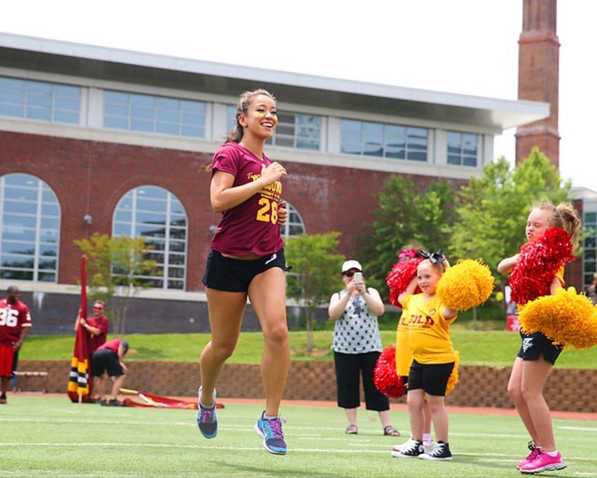 Washington-Redskins-cheerleaders-BEA_3987A.jpg