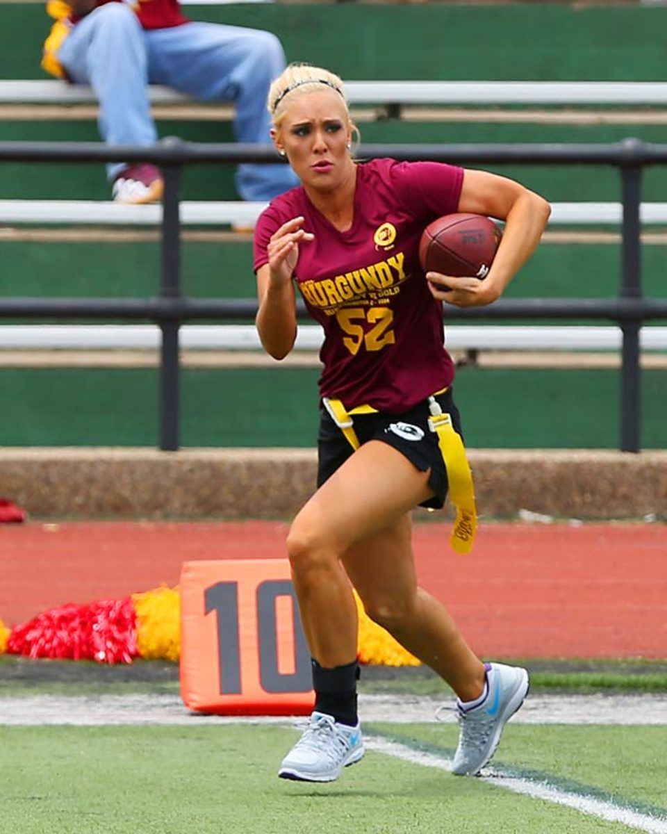 Washington-Redskins-cheerleaders-BEA_4936A.jpg