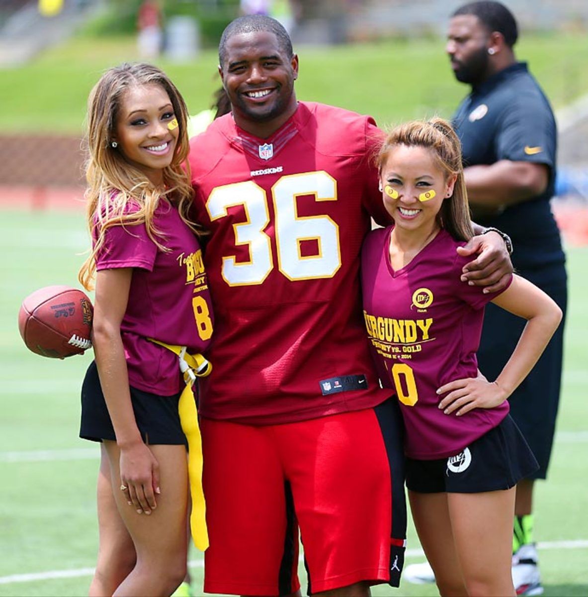 Washington-Redskins-cheerleaders-BEA_3129A.jpg