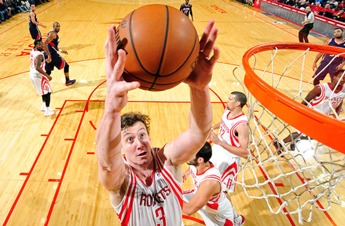 Omer Asik has been on the trade block the entire season, but still remains a Houston Rocket.