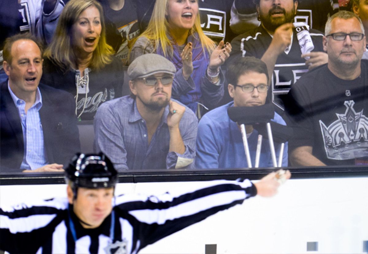 leo hockey_0.jpg