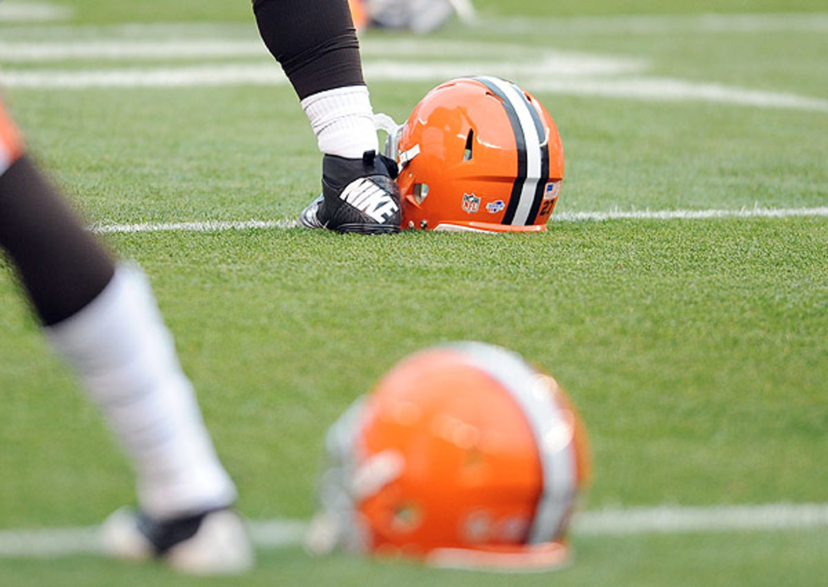 Candidates for the Browns' vacancy are dropping left and right. 