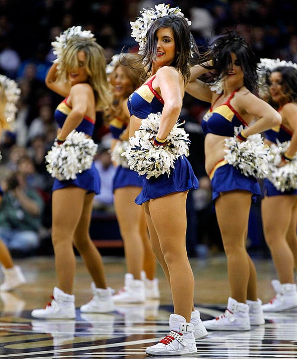 140213192034-new-orleans-pelicans-dancers-d03245914a564e6aa7bdb900f83fc61a-0-single-image-cut.jpg