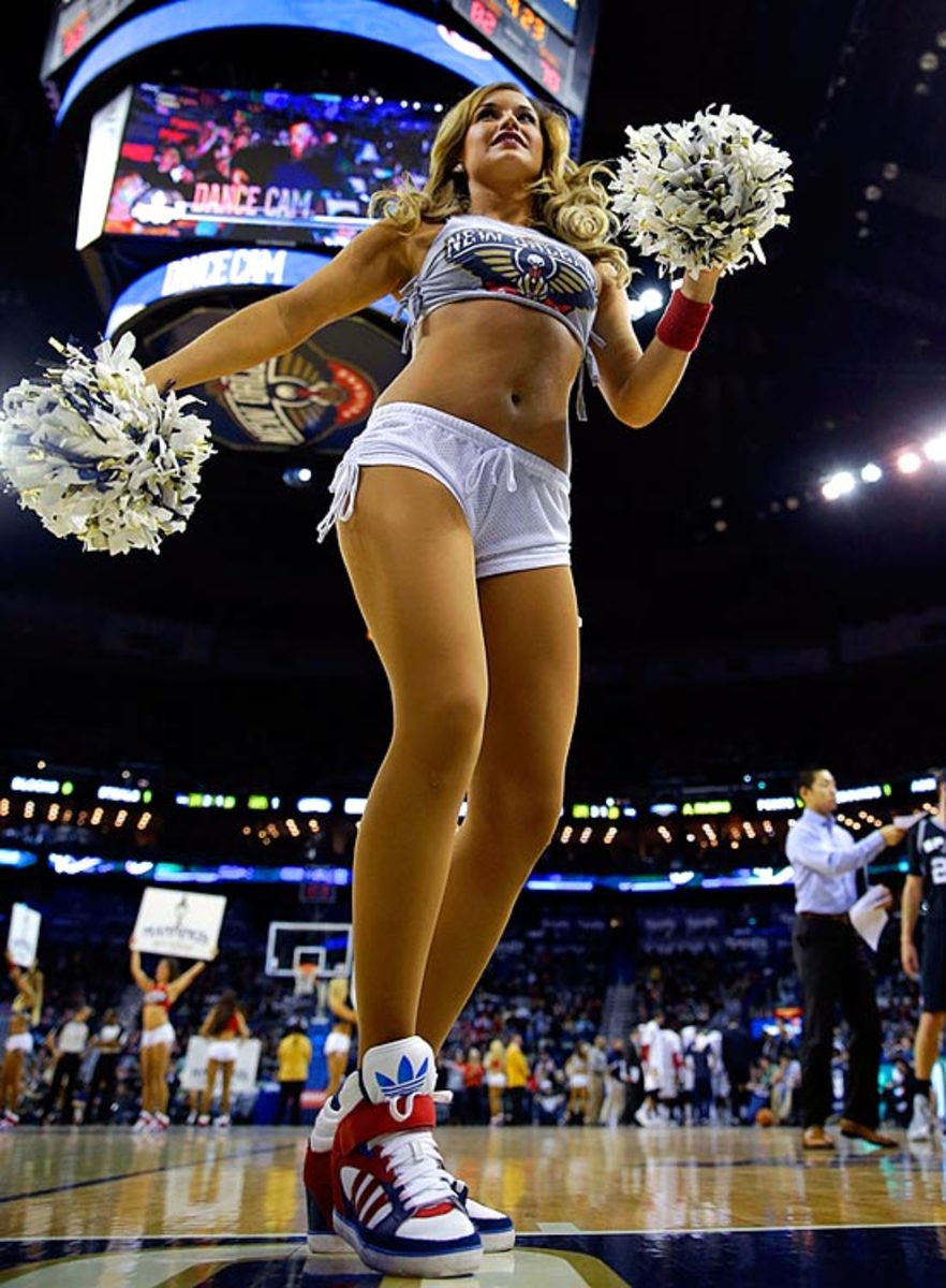 140213191904-new-orleans-pelicans-dancers-305604d09d4240b8bf6f531a39dcb3b3-0-single-image-cut.jpg