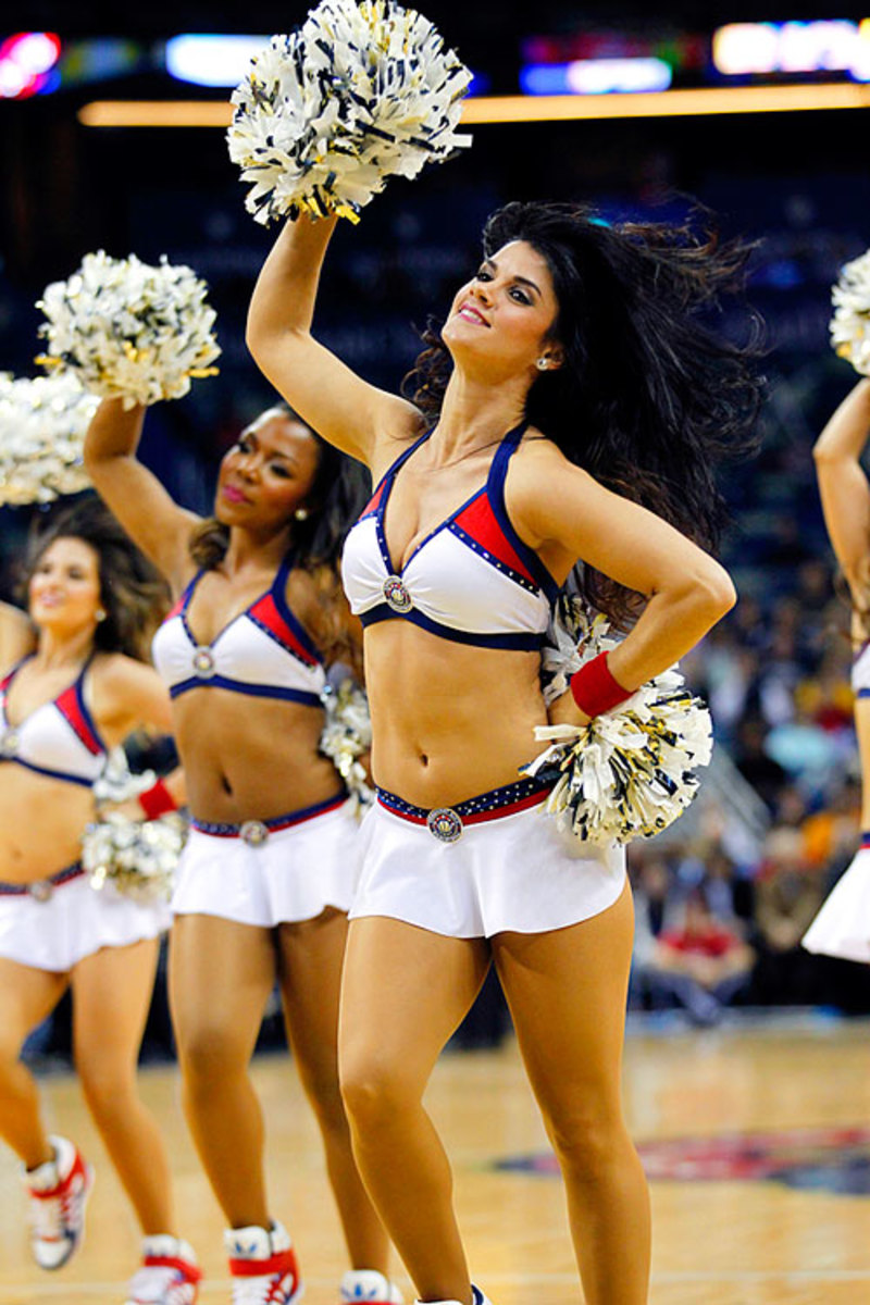 140213191925-new-orleans-pelicans-dancers-4fdd1888c84649c9b943d2abea8a7ce3-0-single-image-cut.jpg