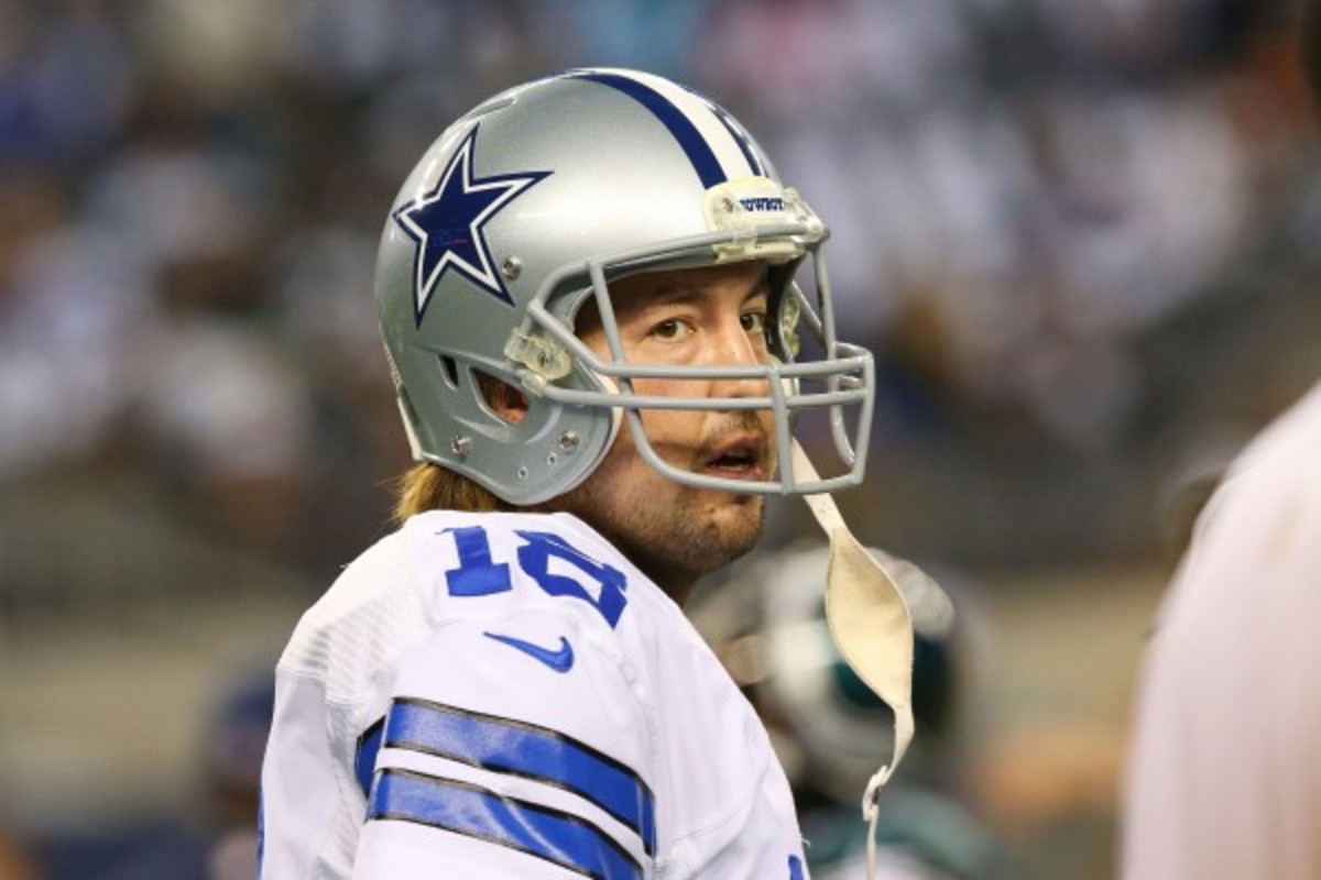 Kyle Orton would have to pay back $3 million of the $5 million signing bonus he signed two years ago if he retired before the season. (Ronald Martinez/Getty Images)