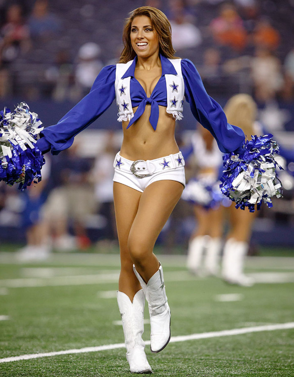 Dallas-Cowboys-cheerleaders-CEY1408281370_BroncosAtCowboys.jpg