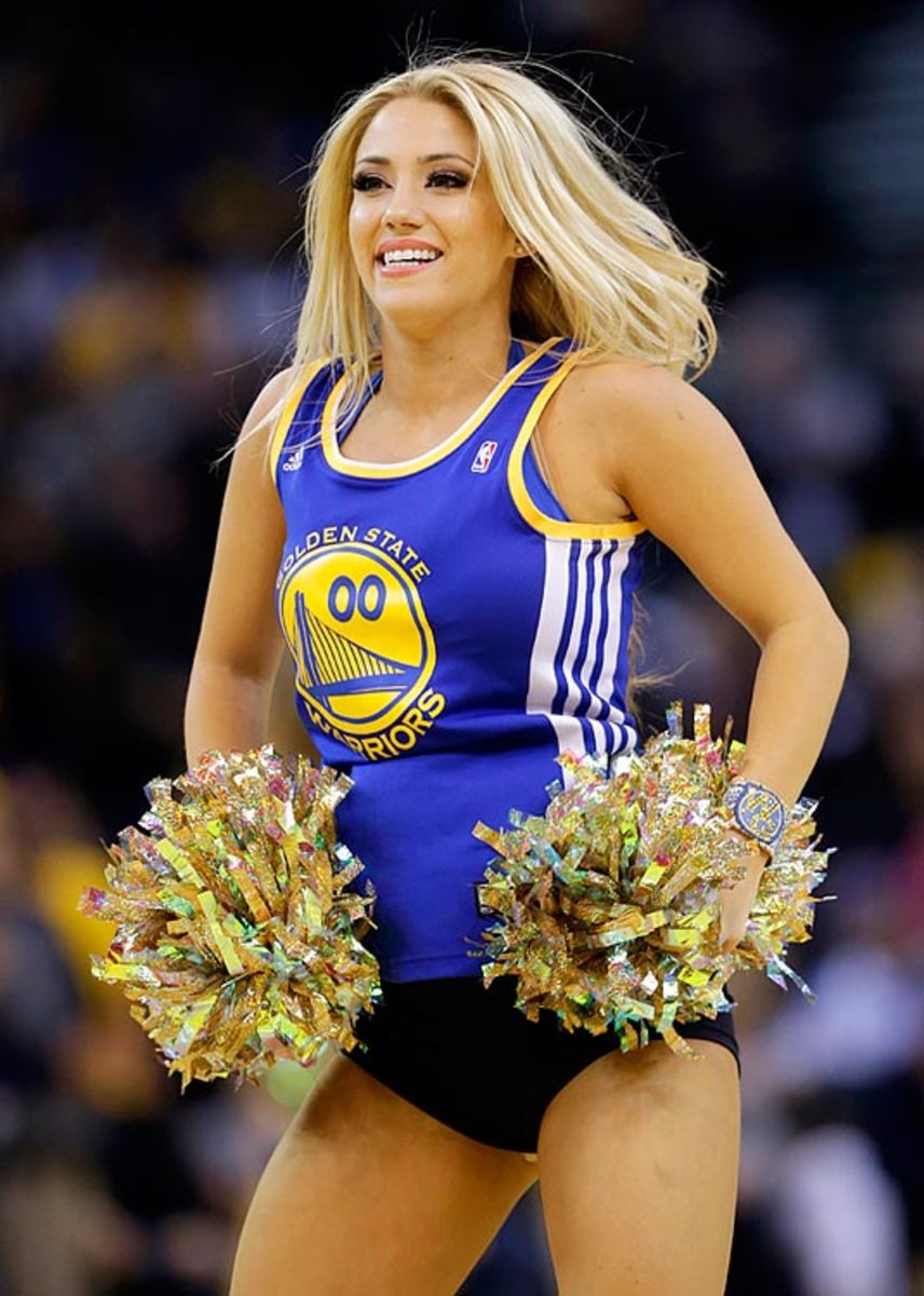 140218181928-golden-state-warrior-girls-219ed83b73f949299238d6853efccf47-0-single-image-cut.jpg