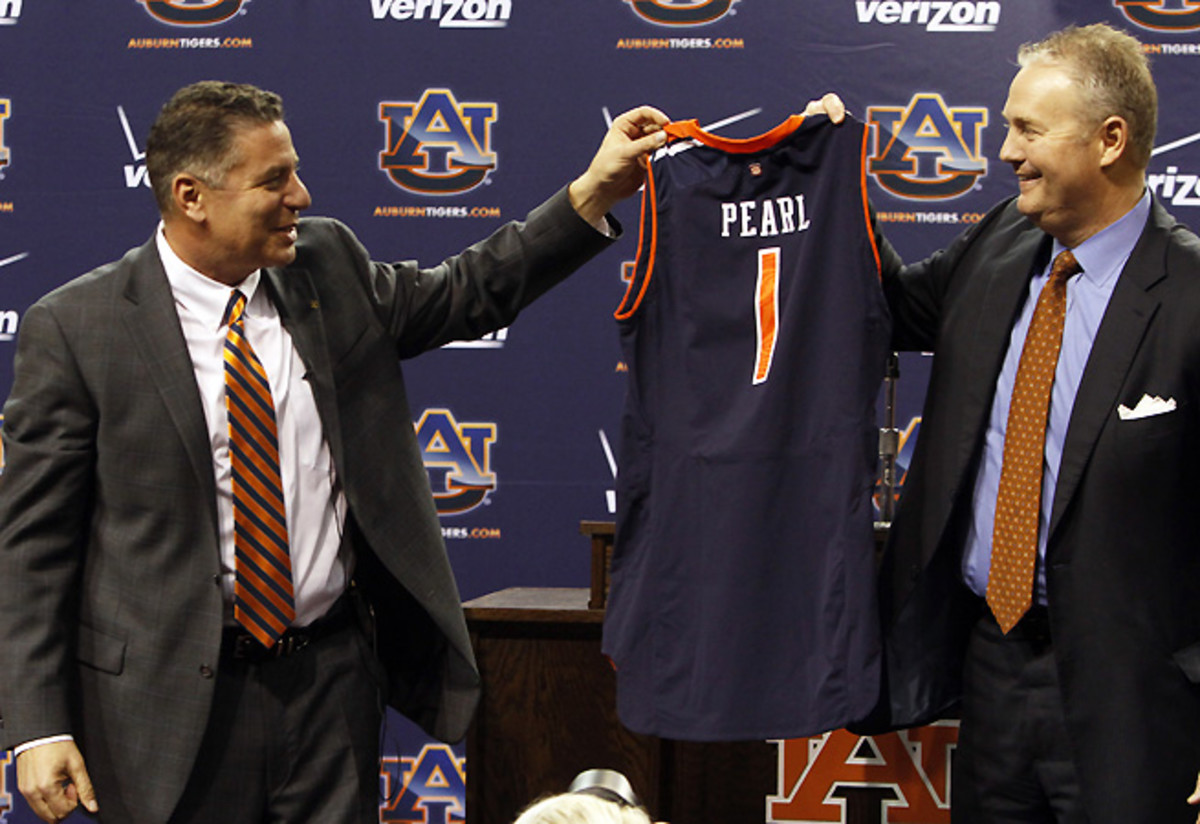 Auburn AD Jay Jacobs (R) and Bruce Pearl were more concerned with finding the right place than the right timing.