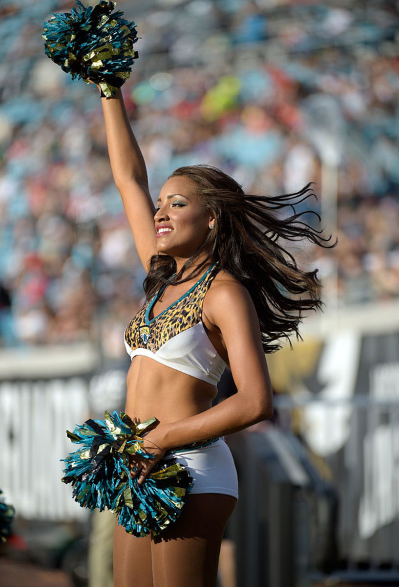 Jacksonville-Jaguars-The-Roar-cheerleaders-AP945290912696_6.jpg