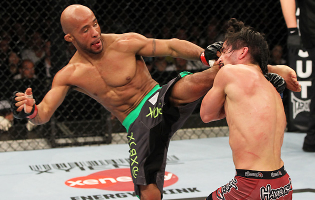 Demetrious Johnson (L)