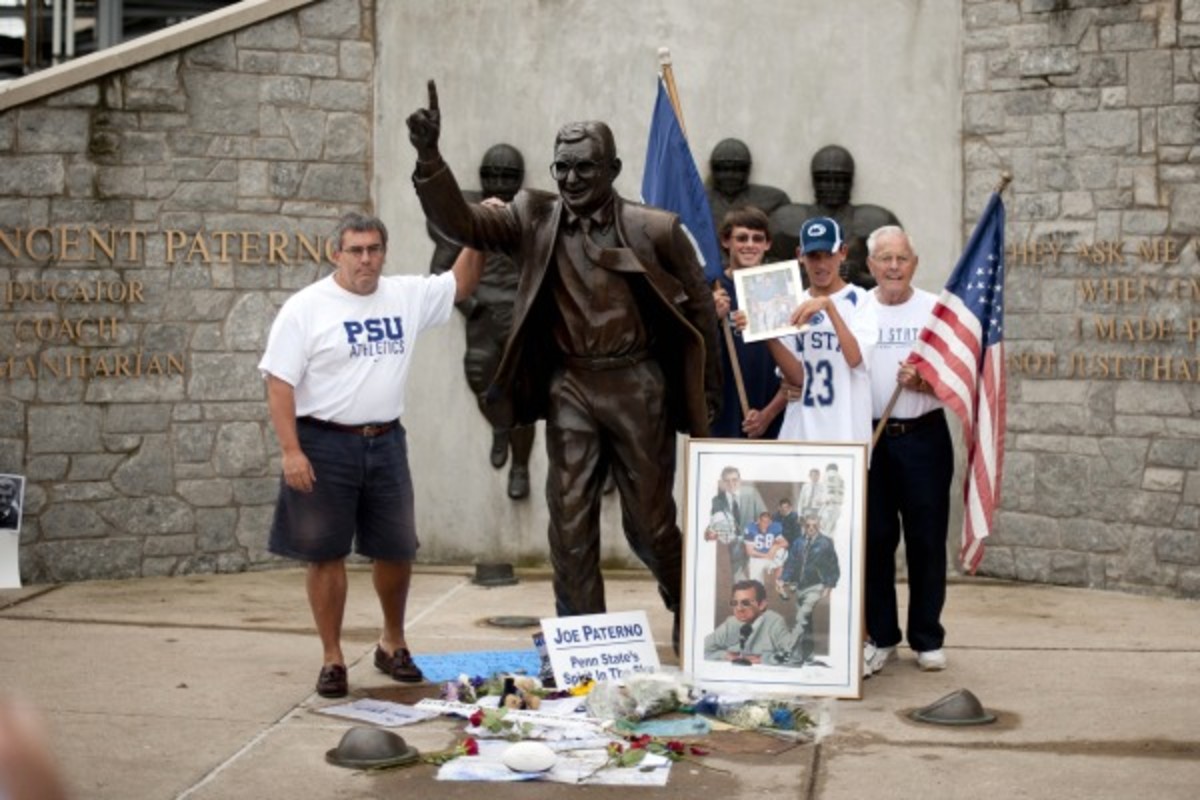 Joe Paterno statue to be placed at downtown restaurant in State College