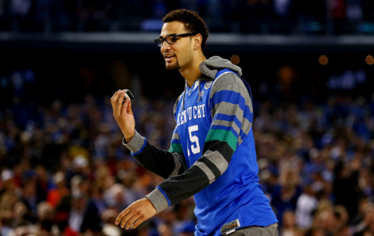 Willie Cauley-Stein led the Wildcats in Blacks with year with 2.9 a game. (Tom Pennington/Getty Images)