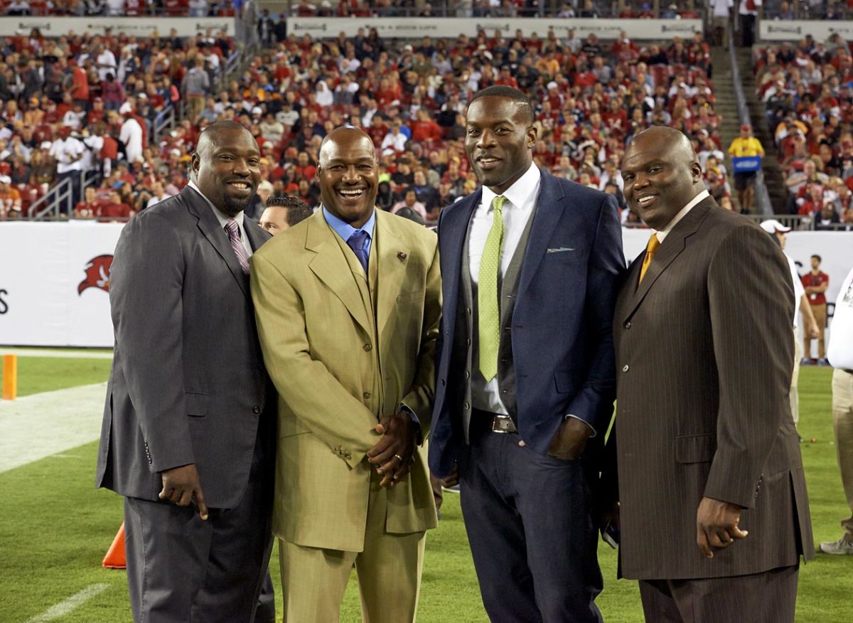 2013-1024-Warren-Sapp-Derrick-Brooks-Simeon-Rice-Anthony-McFarland-op44-170130.jpg
