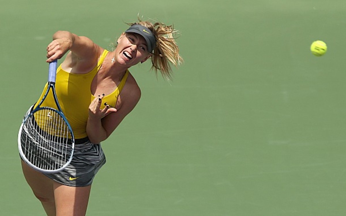 Sharapova needed a bigger serving day to get into Serena's head. (Clive Brunskill/Getty Images)