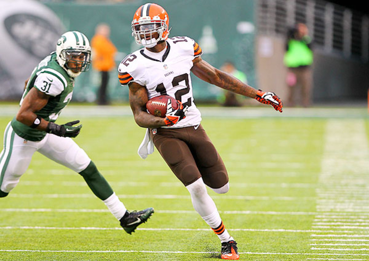 Browns wide receiver Josh Gordon thinks the team will take a quarterback in the first round of the NFL draft