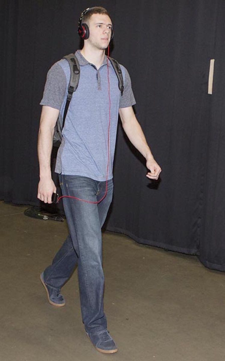 140423143352-jon-leuer-single-image-cut.jpg