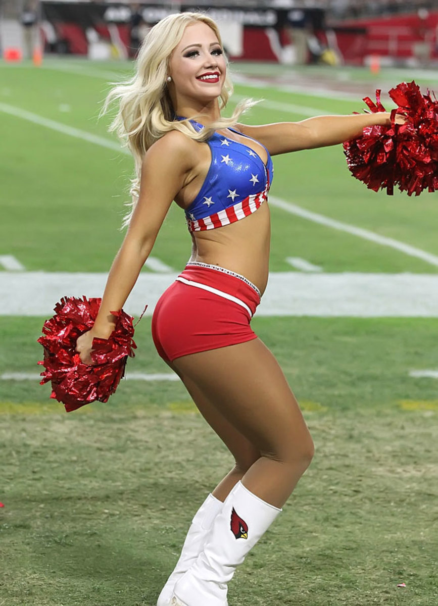 Arizona-Cardinals-cheerleaders-YPP_4228.jpg