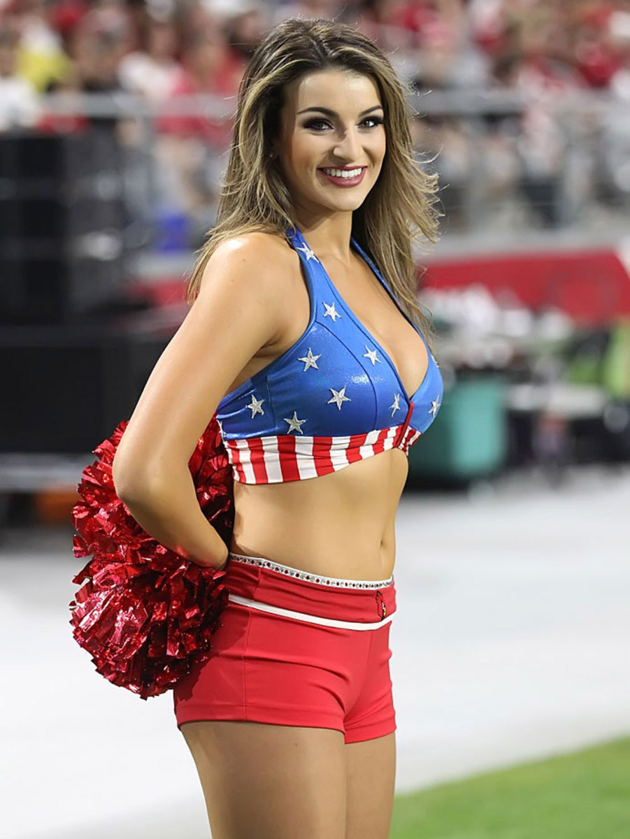 Arizona-Cardinals-cheerleaders-YPP_4008.jpg