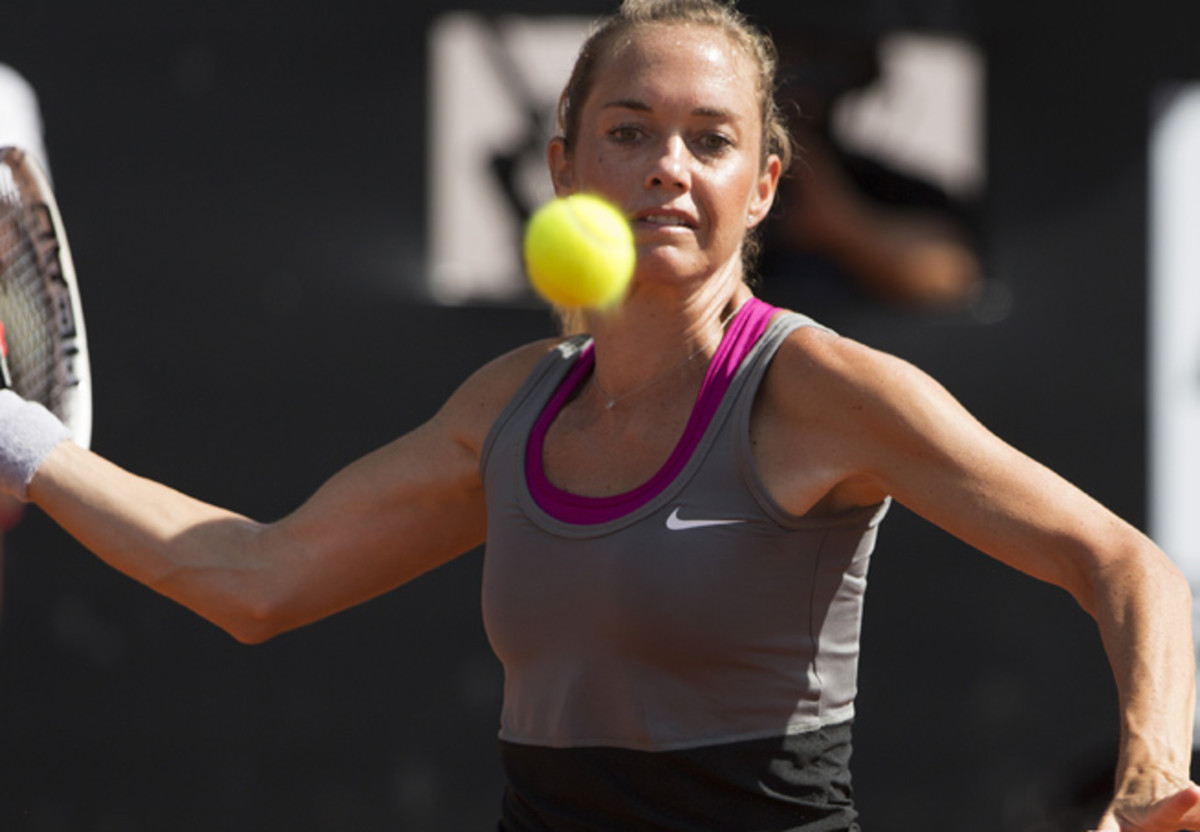 Klara Zakopalova won her third WTA title by capturing the Brazil Cup final in three sets.