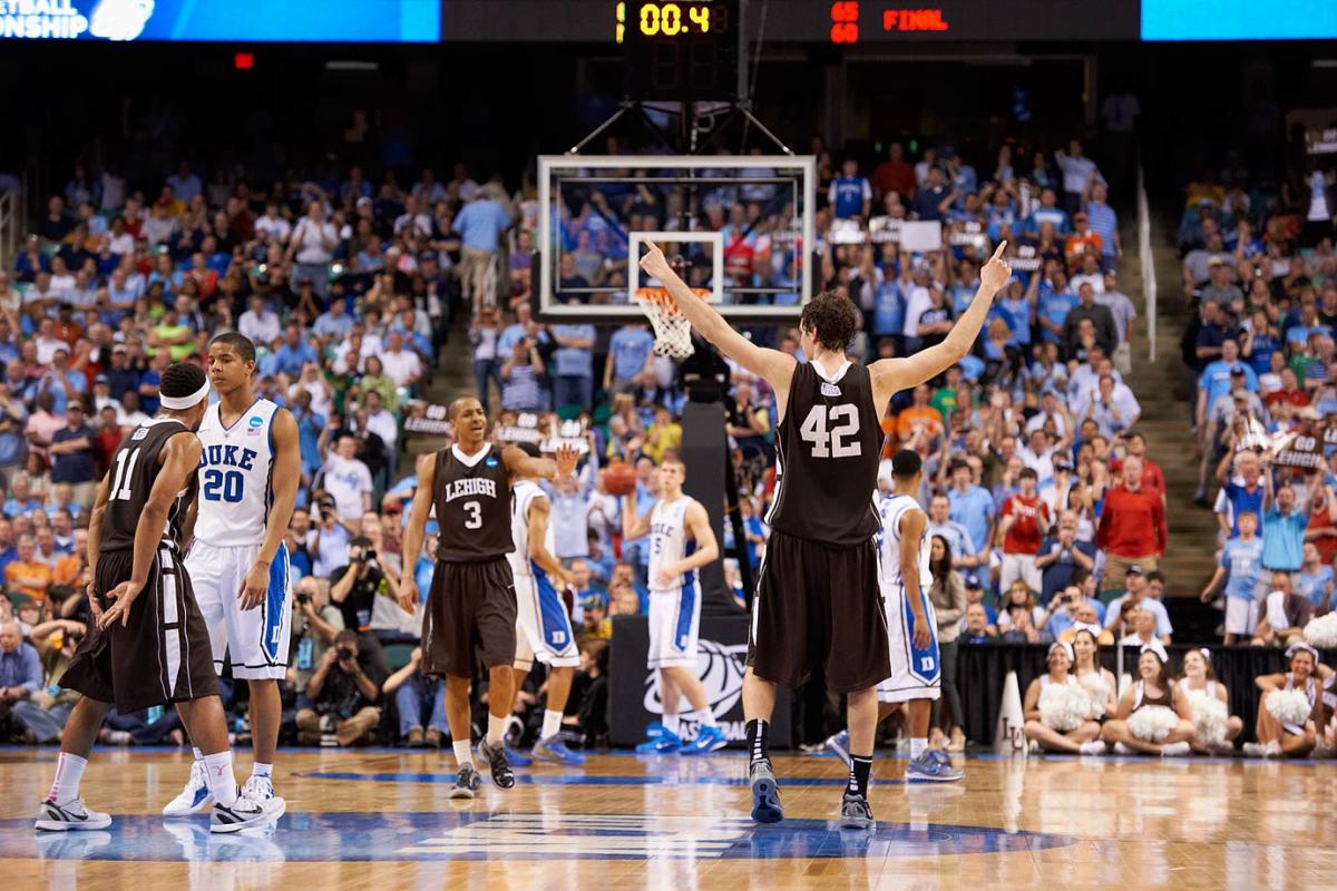 2012-lehigh-duke-gabe-knutson-cj-mccollum-op3i-1608.jpg