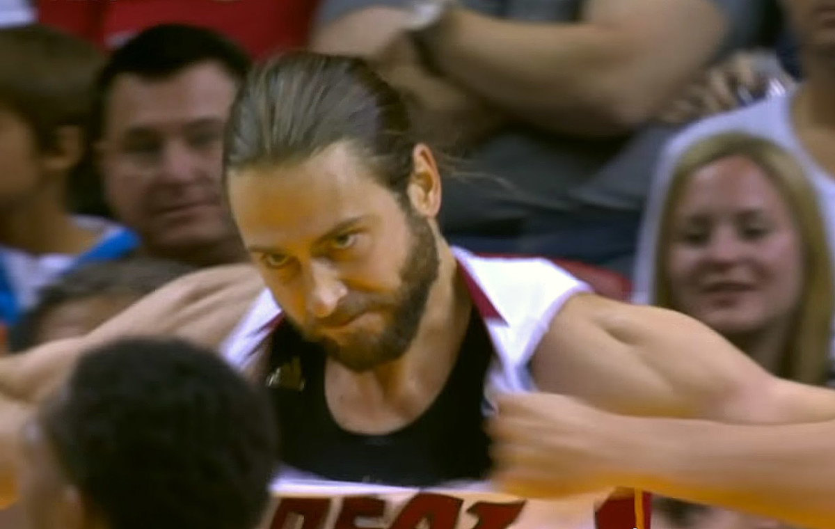 2014-1110-Josh-McRoberts-torn-jersey.jpg