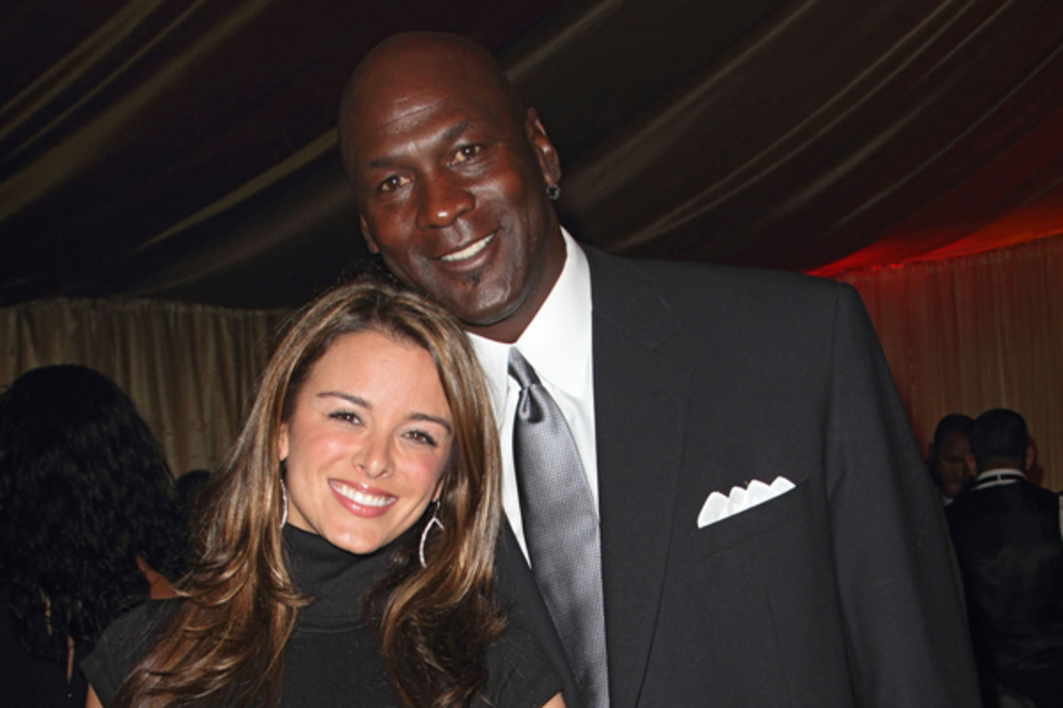 Michael Jordan Wife Yvette Welcome Birth Of Twin Daughters Sports Illustrated
